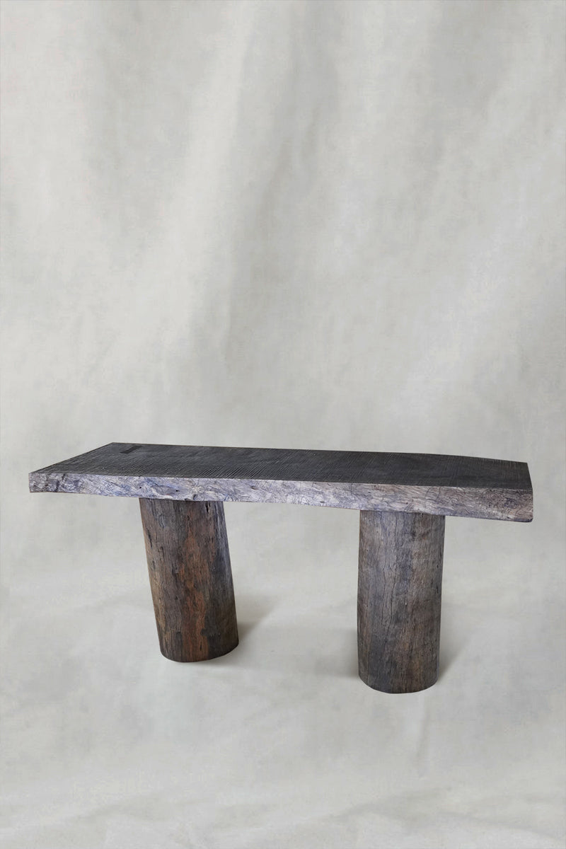 HANA CONSOLE TABLE