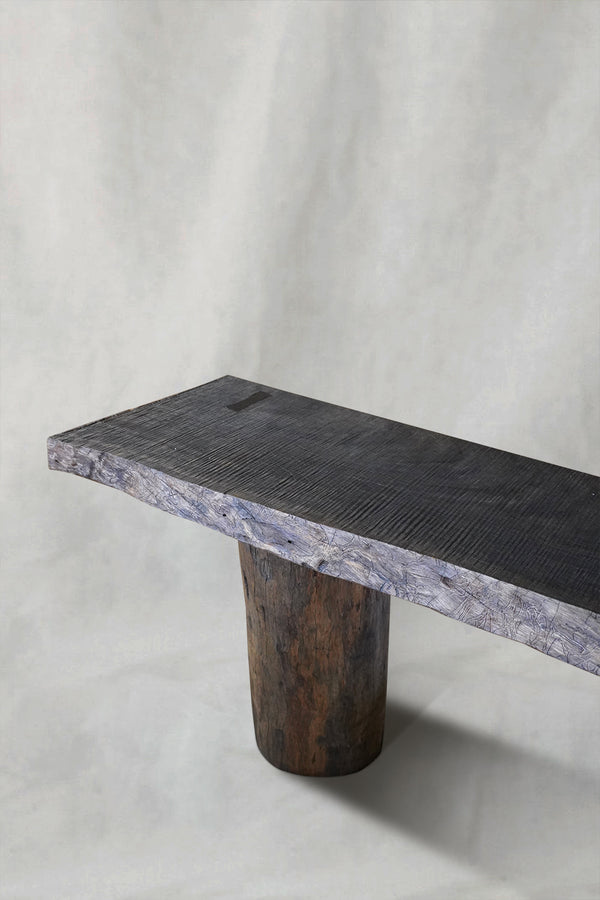 HANA CONSOLE TABLE